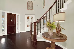 210 Chirping Squirrel Ct, Pinehurst, TX 77362 - Photo 6