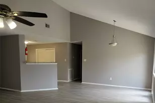 2223 Crosscoach Ln, Katy, TX 77449 - Photo 2