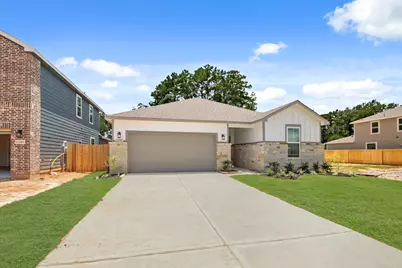 16980 Hazelnut Drive, Conroe, TX 77302 - Photo 2