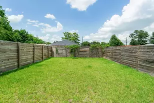 9317 Caddo Road Rd, Houston, TX 77078 - Photo 22