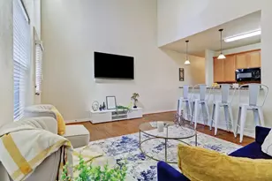 1717 Thompson St, Houston, TX 77007 - Photo 2