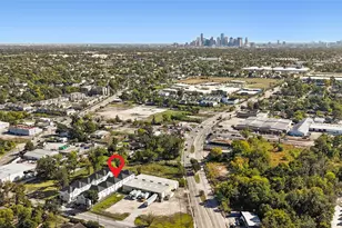 107 W Whitney St, Houston, TX 77018 - Photo 26