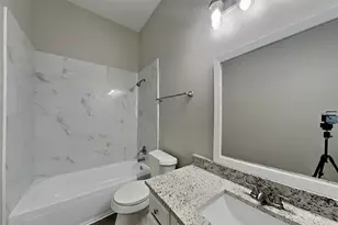 20423 Drakewood Dr, Katy, TX 77449 - Photo 16