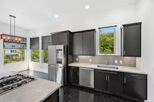 5228 Maxie St, Houston, TX 77007 - Photo 12