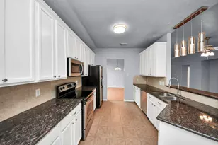 9711 Andrews Ln, Missouri City, TX 77459 - Photo 16