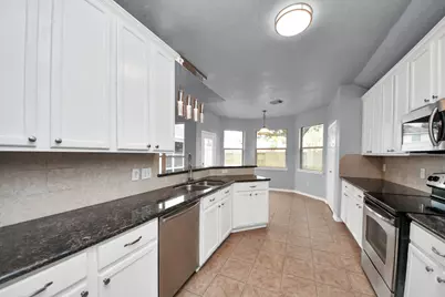 9711 Andrews Lane, Missouri City, TX 77459 - Photo 18