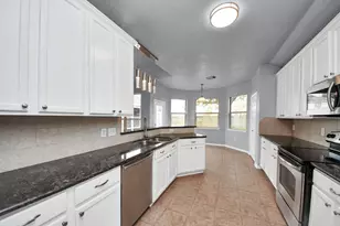 9711 Andrews Ln, Missouri City, TX 77459 - Photo 18