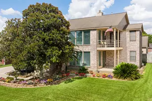 12604 Pegasus Dr, Willis, TX 77318 - Photo 2