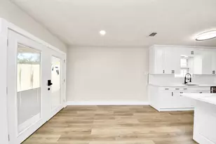 11615 1 Token Dr, Houston, TX 77065 - Photo 10