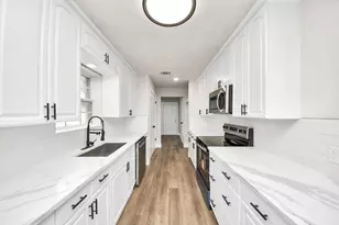 11615 1 Token Dr, Houston, TX 77065 - Photo 2