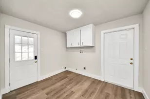 11615 1 Token Dr, Houston, TX 77065 - Photo 32