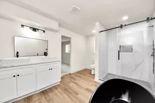 11615 1 Token Dr, Houston, TX 77065 - Photo 22