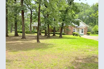 1123 Creekwood Street, Crockett, TX 75835 - Photo 2