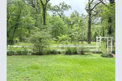 1123 Creekwood Street, Crockett, TX 75835 - Photo 32
