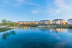 2704 Maxroy Dr, Houston, TX 77007 - Photo 2