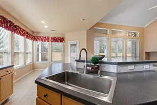 13627 Mansfield Point Ln, Houston, TX 77070 - Photo 8