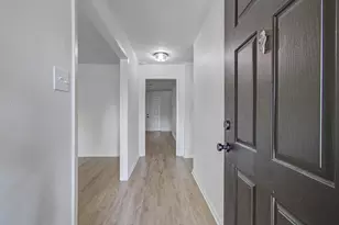 11735 N Perry Ave, Houston, TX 77071 - Photo 6