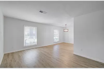 11735 N Perry Avenue, Houston, TX 77071 - Photo 8