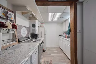 601 N Resident St, Wharton, TX 77488 - Photo 16