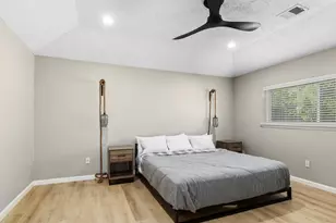 467 Reseda Dr, Houston, TX 77598 - Photo 14