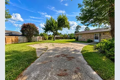 255 Andorra Lane, Houston, TX 77015 - Photo 50