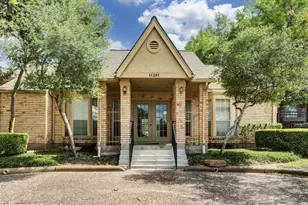 11201 Lynbrook Dr, Houston, TX 77042 - Photo 2