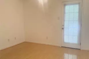 11201 Lynbrook Dr, Houston, TX 77042 - Photo 14