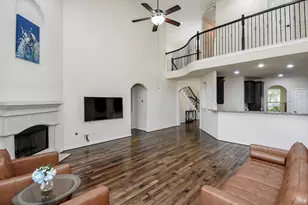 27807 Ashbrook Falls Ct, Fulshear, TX 77441 - Photo 12