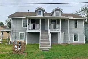 245 E Pipkin St, Beaumont, TX 77705 - Photo 2