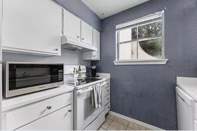 2333 Bering Drive #201, Houston, TX 77057 - Photo 6