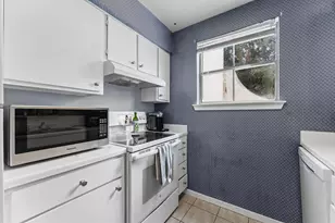 2333 Bering Dr, Houston, TX 77057 - Photo 6