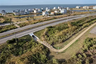 26003 Bay Breeze Drive, Galveston, TX 77554 - Photo 22