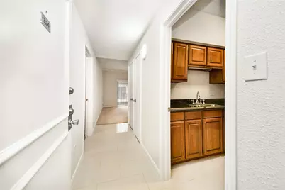 2400 N Braeswood Boulevard #324, Houston, TX 77030 - Photo 8