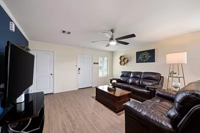 760 Hackberry Branch Court, Magnolia, TX 77354 - Photo 4