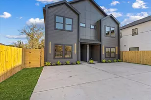 1025 Calvin Ave, Houston, TX 77088 - Photo 2