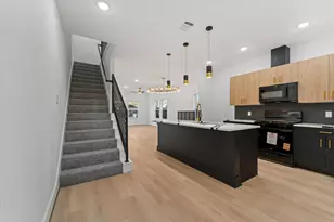 1025 Calvin Ave, Houston, TX 77088 - Photo 16