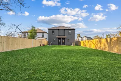 1025 Calvin Avenue, Houston, TX 77088 - Photo 34