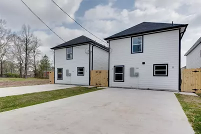 8126 Sterlingshire Street #B, Houston, TX 77078 - Photo 1