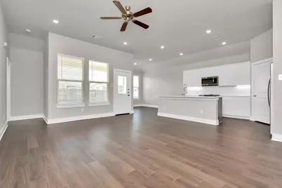 10519 Moon Valley Lane, Rosharon, TX 77583 - Photo 6