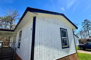 3510 Fox Dr, Baytown, TX 77521 - Photo 1