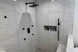 11514 Camphorwood Dr, Houston, TX 77089 - Photo 14