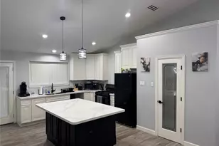 11514 Camphorwood Dr, Houston, TX 77089 - Photo 8