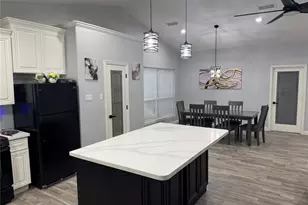 11514 Camphorwood Dr, Houston, TX 77089 - Photo 8