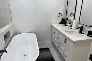 11514 Camphorwood Dr, Houston, TX 77089 - Photo 16