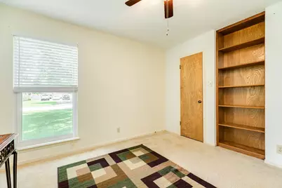 54 Royal Oak Circle, Lake Jackson, TX 77566 - Photo 28