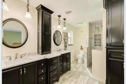54 Royal Oak Circle, Lake Jackson, TX 77566 - Photo 24