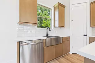 4205 Arlington St, Houston, TX 77018 - Photo 10