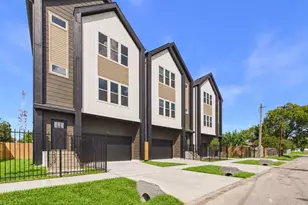 4205 Arlington St, Houston, TX 77018 - Photo 1