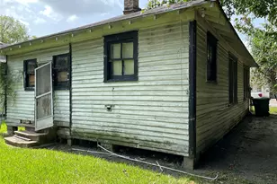 3255 Reeves St, Houston, TX 77004 - Photo 6