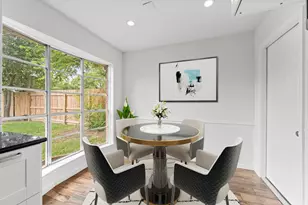 9735 Kemp Forest Dr, Houston, TX 77080 - Photo 12